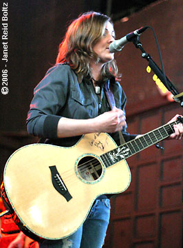 photo of Brandi Carlile in Pontiac, MI