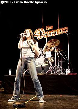 thumbnail image of Donnas A and C (Brett and Torry) from The Donnas