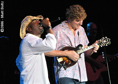 thumbnail image of Darius Rucker and Mark Bryan from Hootie and the Blowfish